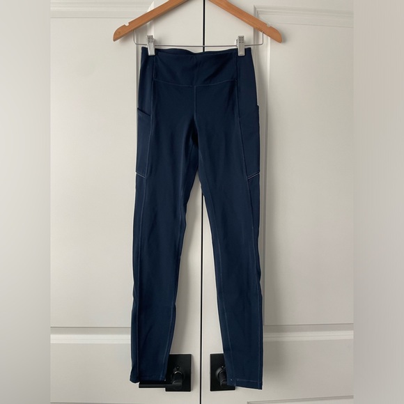 Lululemon Speed Up Tight *Full-On Luxtreme 28" Sz 4 in Midnight Navy - Picture 4 of 12